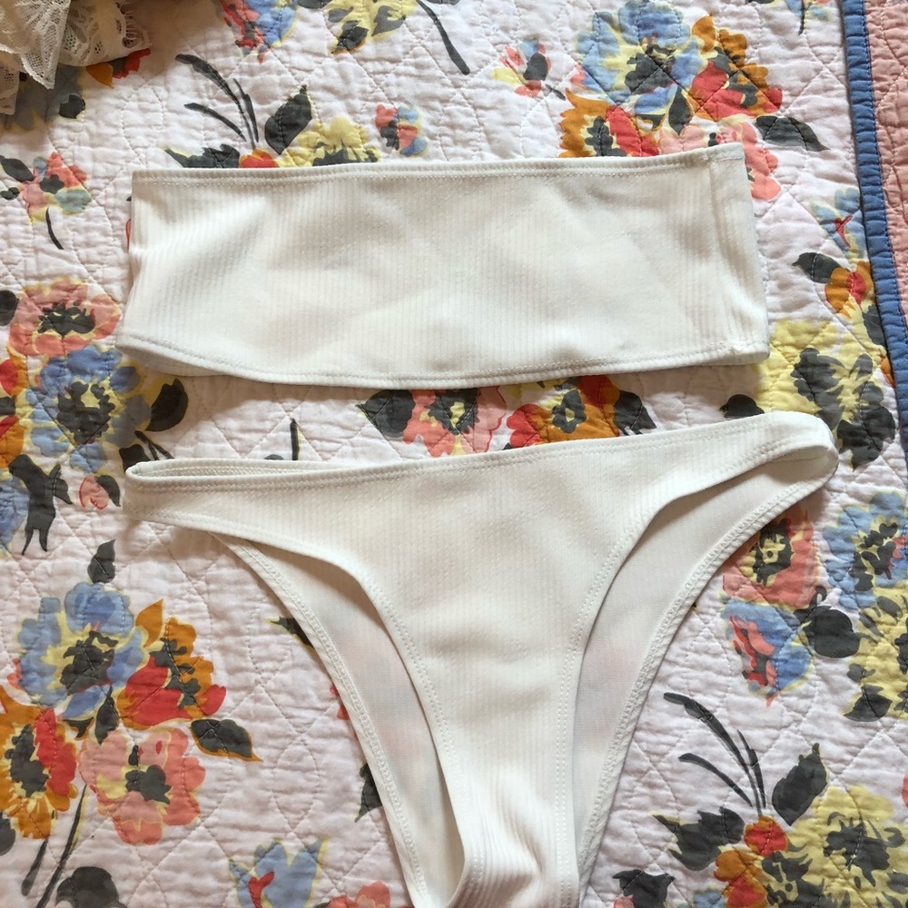 White strapless bikini